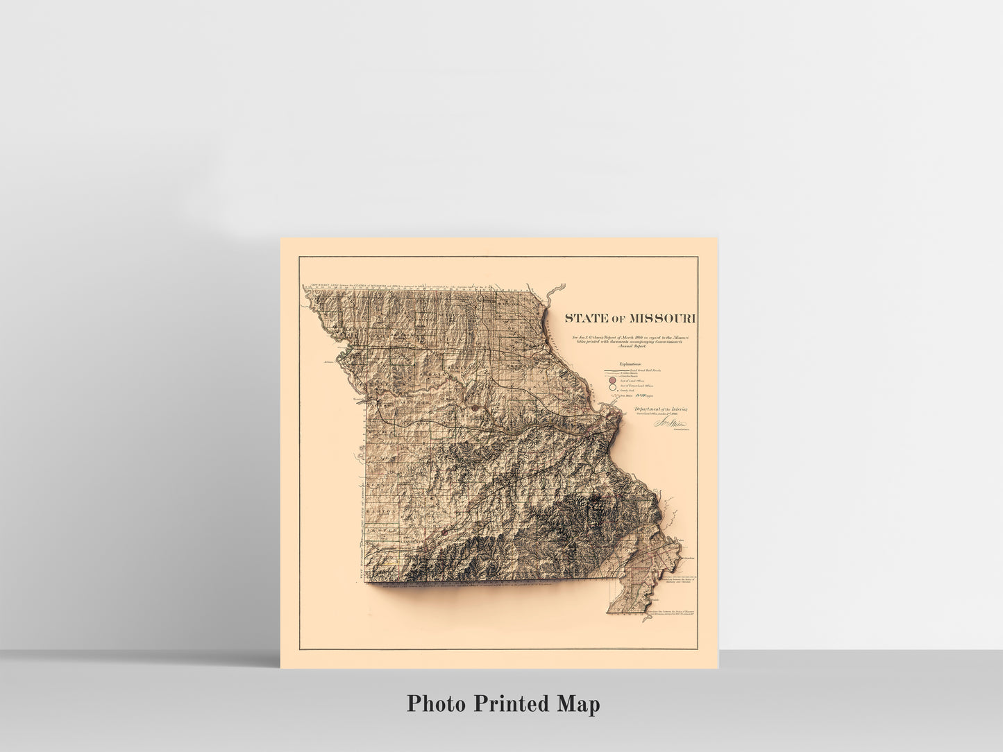 Missouri (USA) Shaded relief map print, highlighting topography. Ideal for home decor and geography lovers