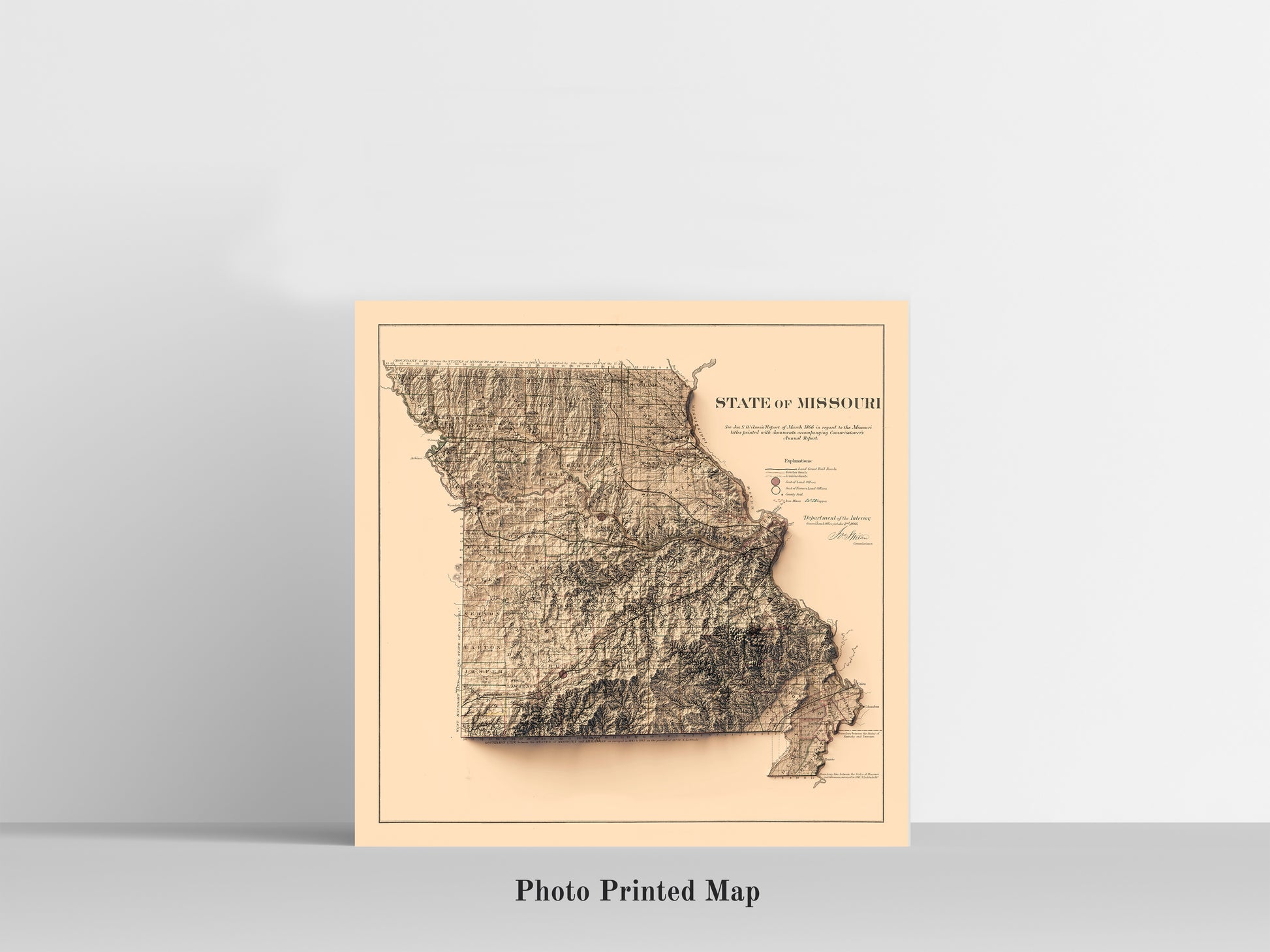 Missouri (USA) Shaded relief map print, highlighting topography. Ideal for home decor and geography lovers