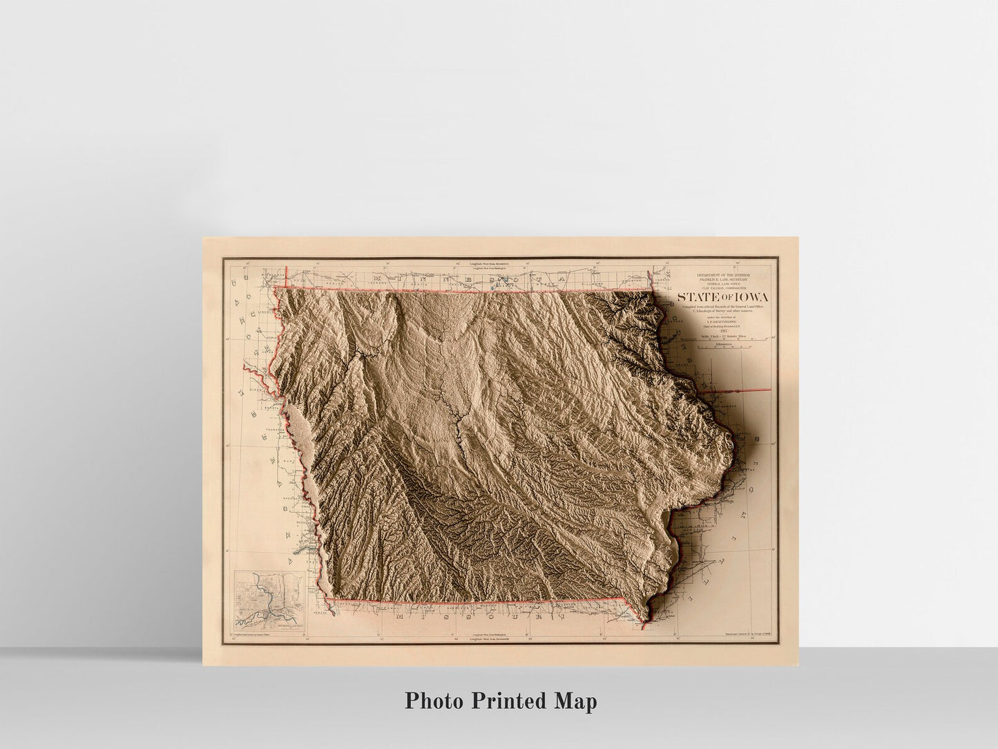 Iowa (USA) Shaded relief map print, highlighting topography. Ideal for home decor and geography lovers