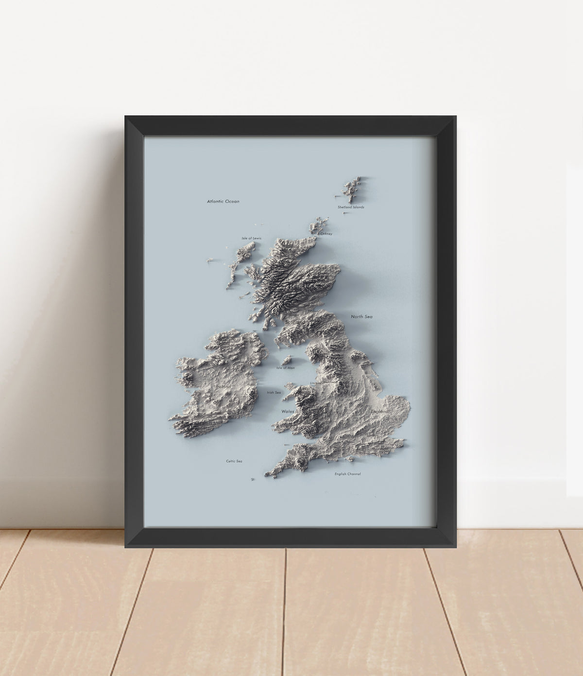 British Isles Labeled Ocean Relief Map | Countries, Capitals, Oceans & Islands | UK Minimalist Map (Cópia)